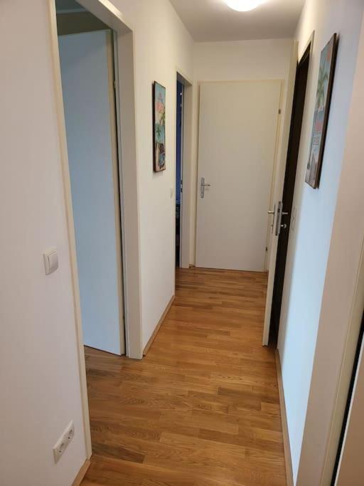 Enjoy Vienna Apartment Ngoại thất bức ảnh