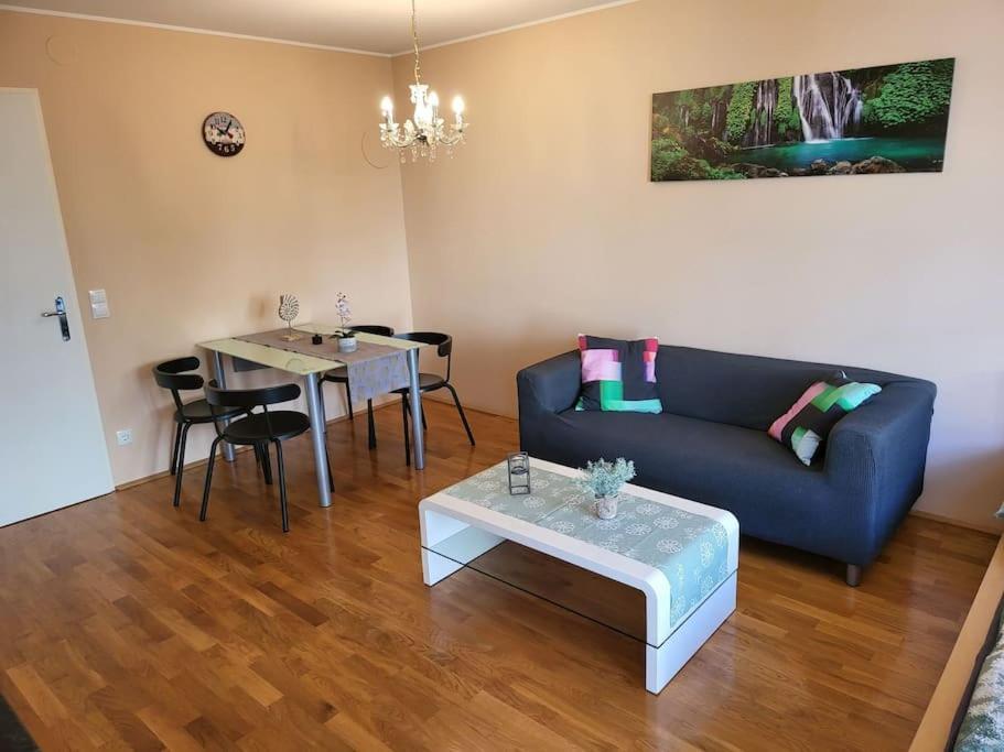 Enjoy Vienna Apartment Ngoại thất bức ảnh