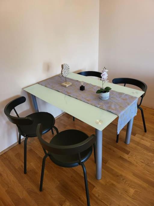 Enjoy Vienna Apartment Ngoại thất bức ảnh