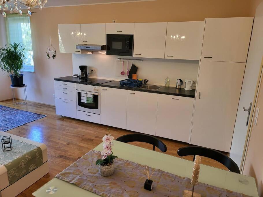 Enjoy Vienna Apartment Ngoại thất bức ảnh